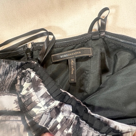 BCBGMaxazria Women Dress 4 Black Printed Silk Blend Strapless Mini Dress - Picture 6 of 10